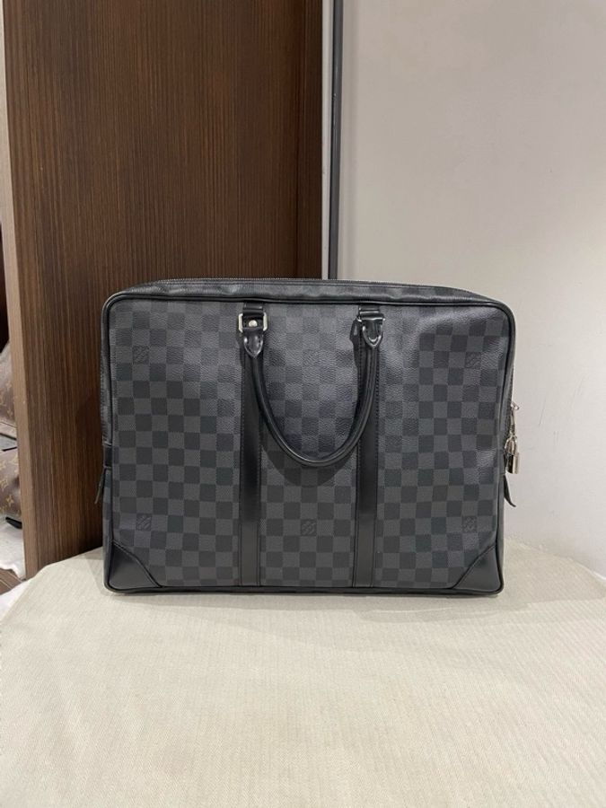 Louis Vuitton 路易威登 VOYAGE 通勤棋盤格 帆布拼牛皮革飾邊 手提公文包 男款 黑色,尺寸40/30/6-1