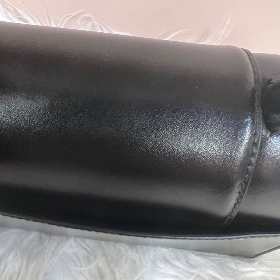 Balenciaga 黑滑面牛皮霧金釦小號手提肩斜背沙漏包-20