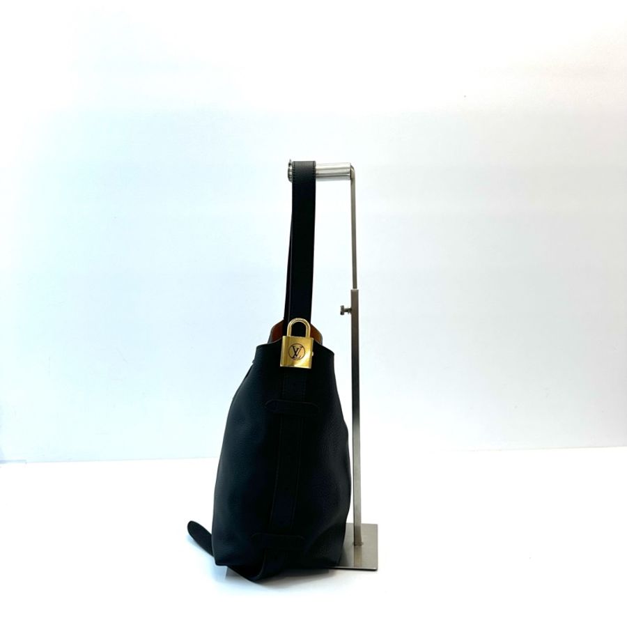 Louis Vuitton 路易威登 low key hobo黑金牛皮壓紋子母水桶包 小號 配件:子袋-2