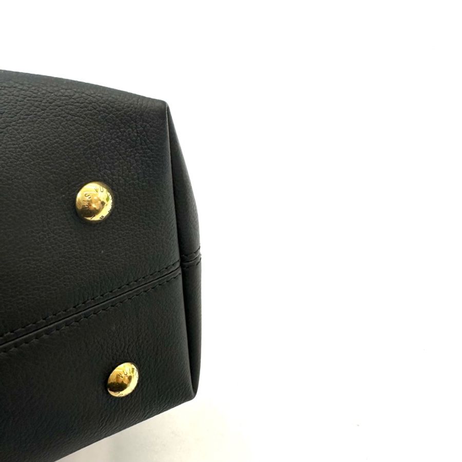 Louis Vuitton 路易威登 low key hobo黑金牛皮壓紋子母水桶包 小號 配件:子袋-4