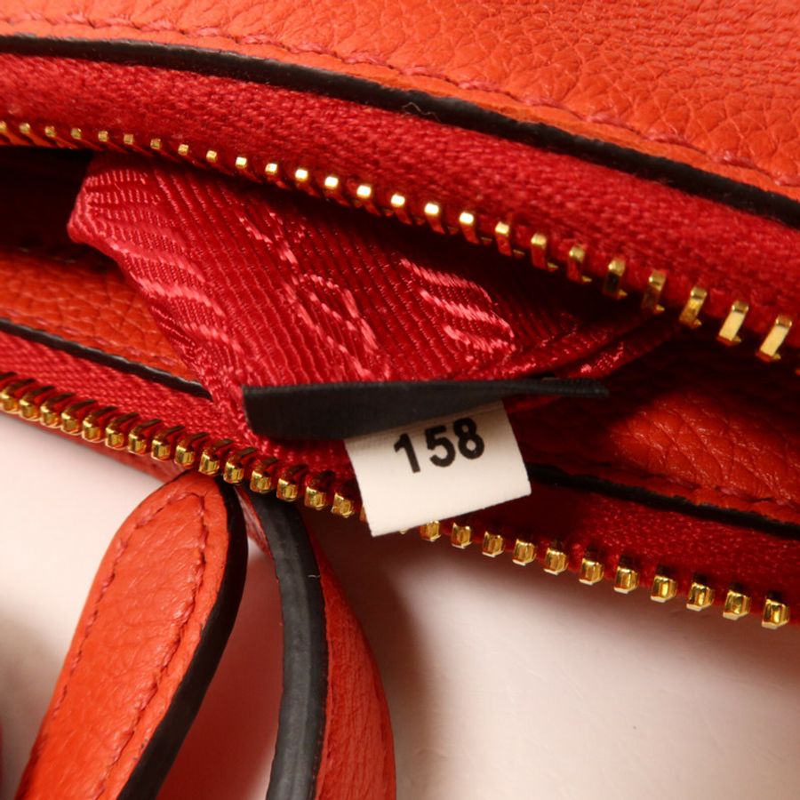 PRADA 牛皮皮革Shoulder Bag肩背袋-8