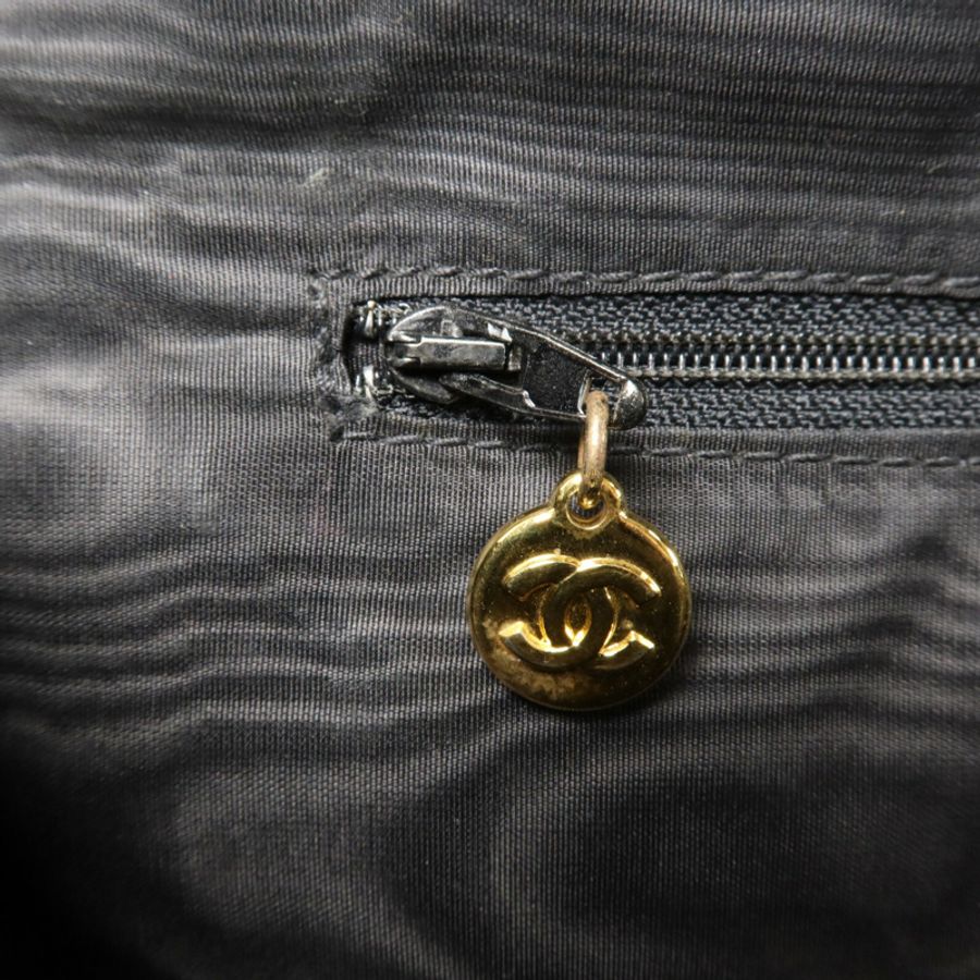 CHANEL 牛皮皮革Vintage Clutch手拿包-10