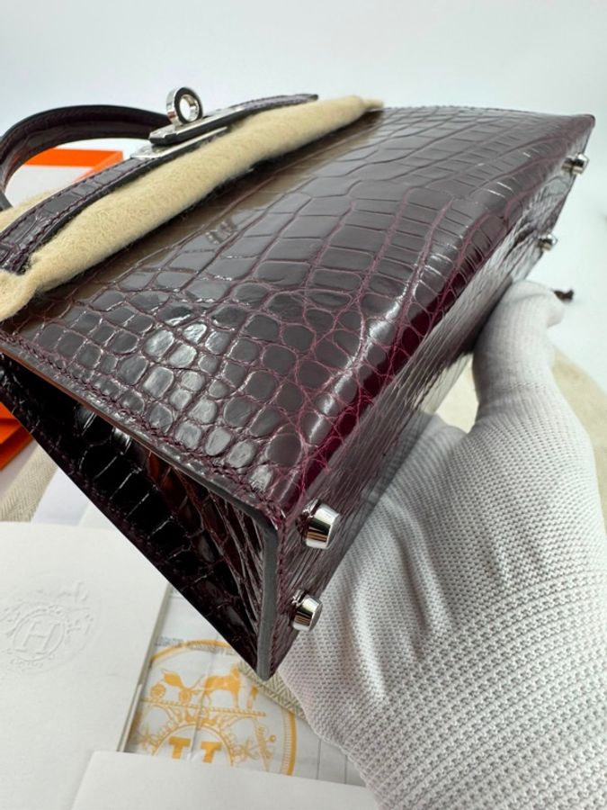 Hermès Mini Kelly II (20cm) Shiny Alligator Crocodile Leather Bordeaux Bag with Palladium Hardware-3