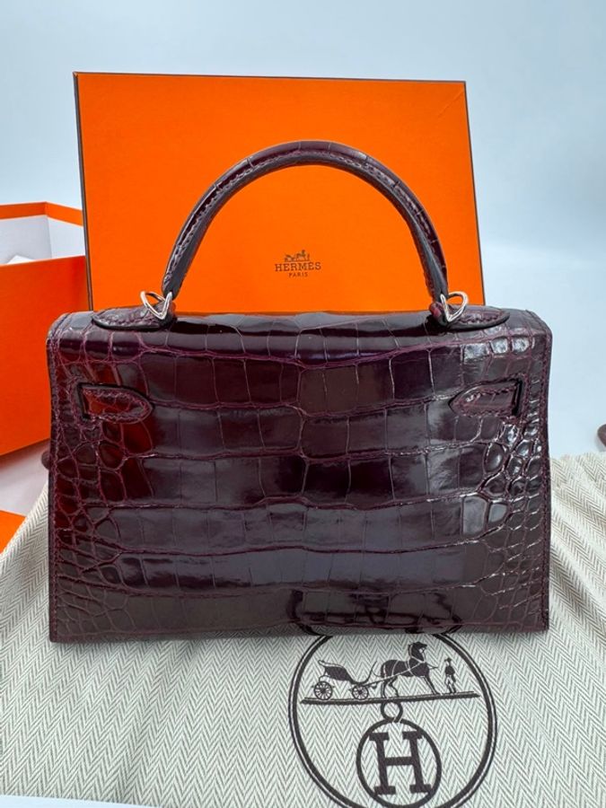 Hermès Mini Kelly II (20cm) Shiny Alligator Crocodile Leather Bordeaux Bag with Palladium Hardware-9
