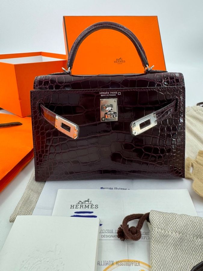 Hermès Mini Kelly II (20cm) Shiny Alligator Crocodile Leather Bordeaux Bag with Palladium Hardware-12