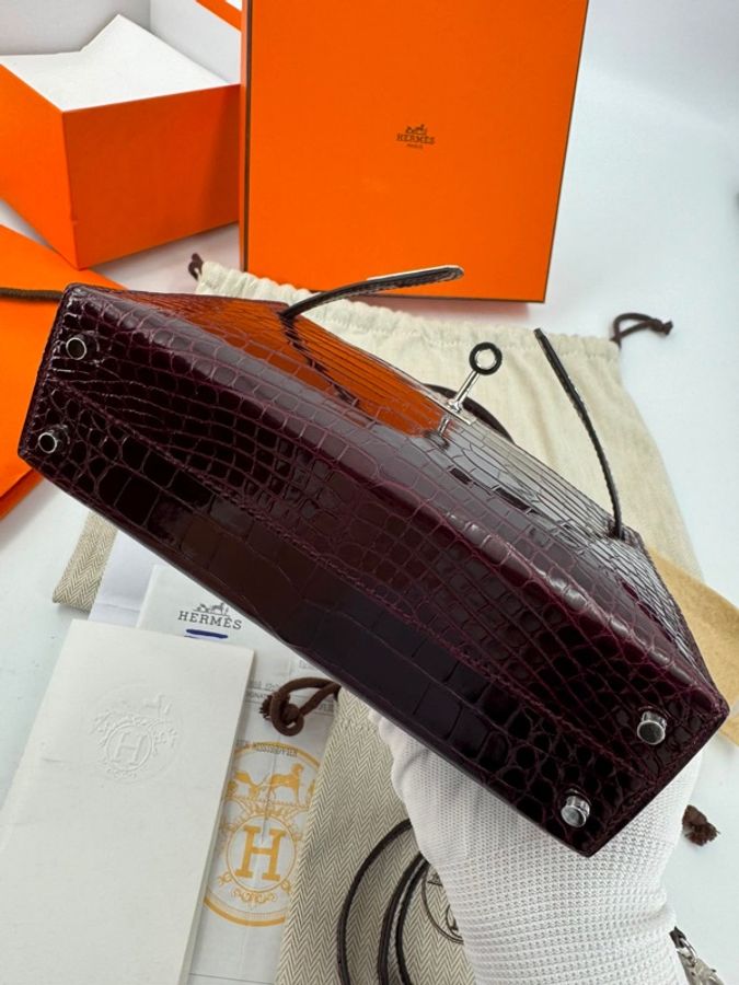 Hermès Mini Kelly II (20cm) Shiny Alligator Crocodile Leather Bordeaux Bag with Palladium Hardware-17