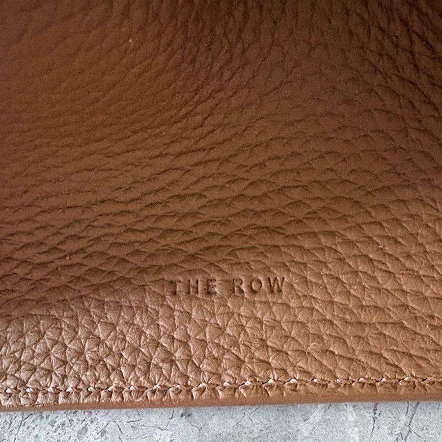 The Row Margaux 10 金棕色-2