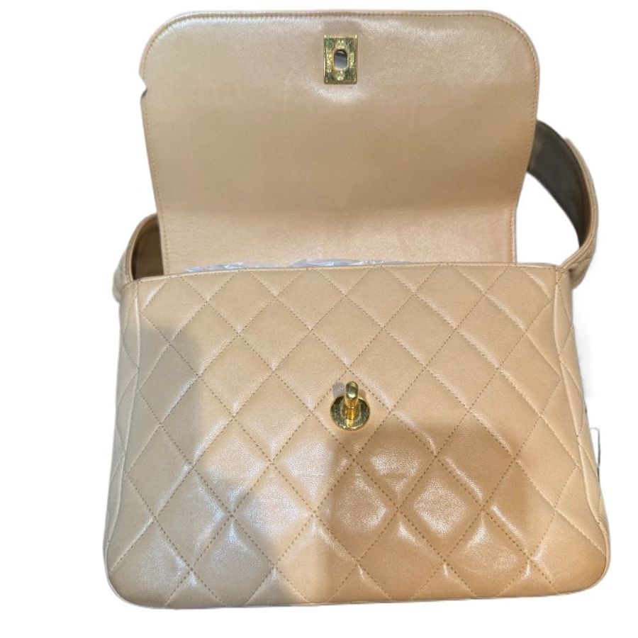Chanel香奈兒菱格紋方胖子雙C扣肩背包-19