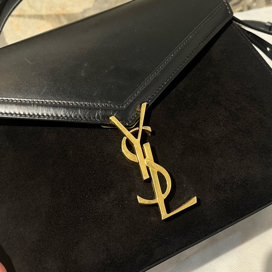 YSL黑牛皮品麂皮Cassandra掀蓋兩用包-7