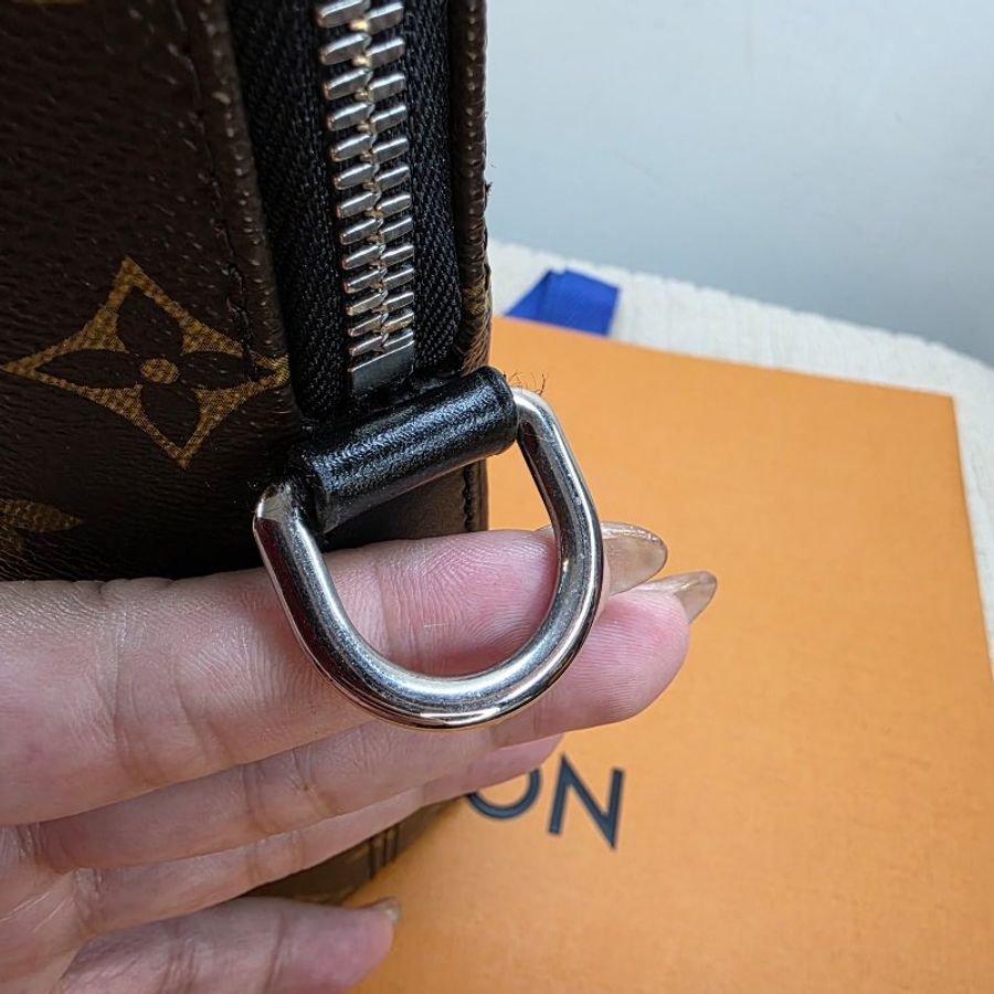 男款中性款 漂亮 LV原花公事包  Macassar Kitan  M40388質感公事包，裝得下理想，手提肩背斜跨三用，A4可入，職場神隊友！-35