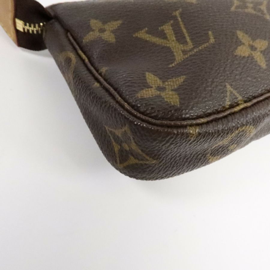 LOUIS VUITTON Monogram Mini Pochette Accessoires金扣手挽袋-10