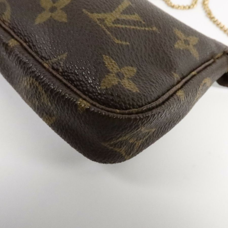 LOUIS VUITTON Monogram Mini Pochette Accessoires金扣手挽袋-11