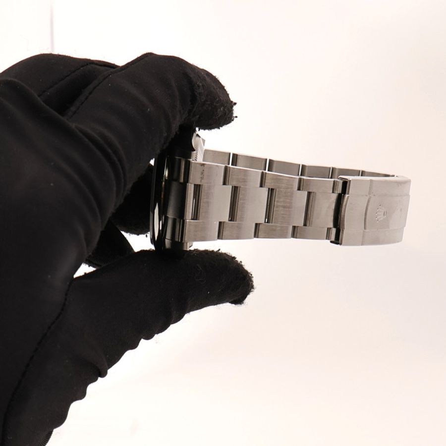 ROLEX Oyster Perpetual 126000-9