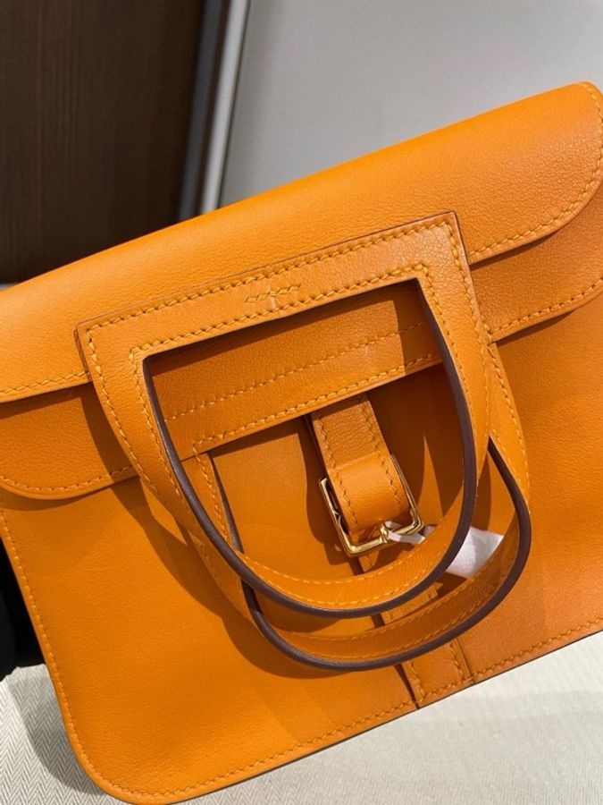 Hermes 愛馬仕 halzan mini 橙色銀扣，C刻Swift皮，底長22/15/6cm 配件防塵袋 有票-4