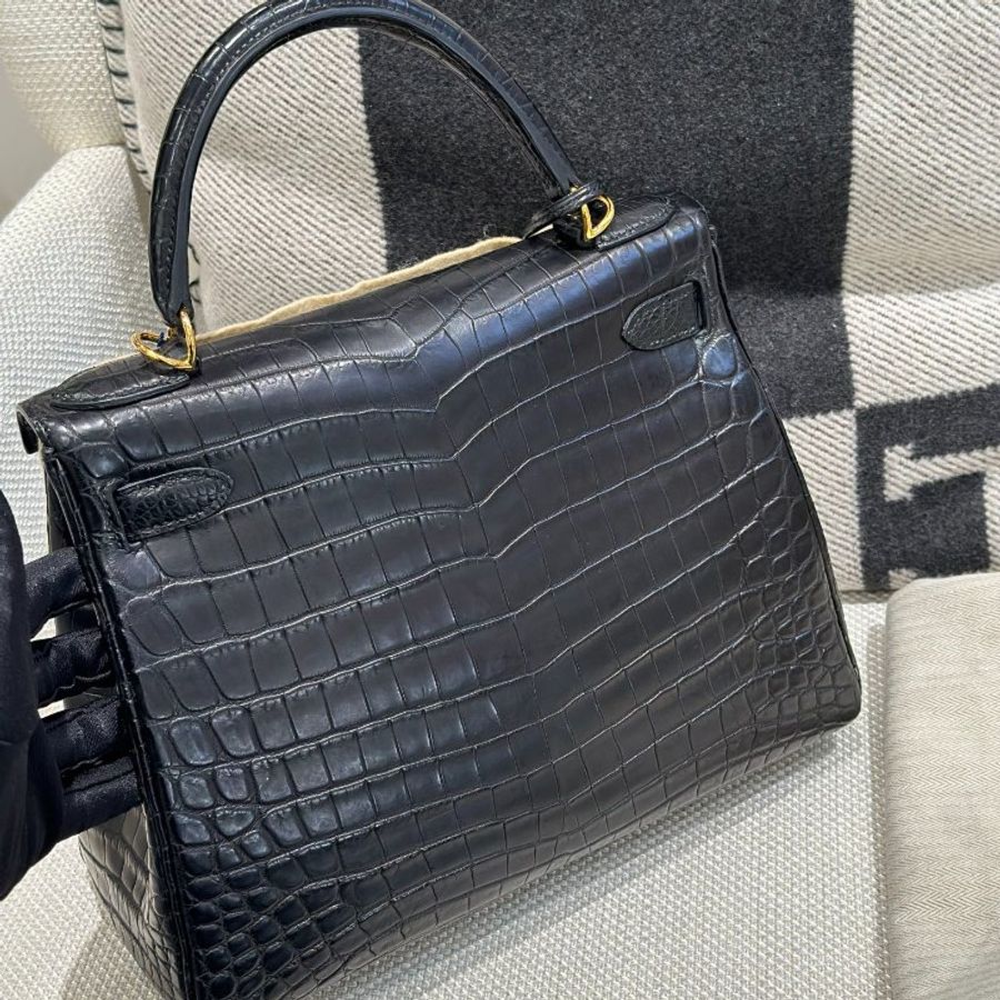 【精選天菜】HERMES 28CM KELLY 霧面 黑金 兩點鱷 鱷魚皮-1