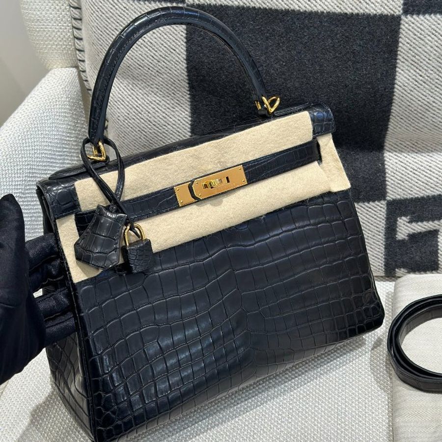 【精選天菜】HERMES 28CM KELLY 霧面 黑金 兩點鱷 鱷魚皮-2