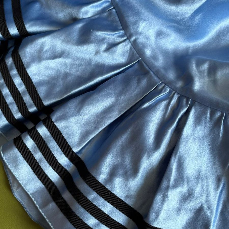 38號 ::Gucci x Adidas:: 聯名藍色桑蠶絲綢半身裙 經典三葉草GUCCI字黑色刺繡標誌-25