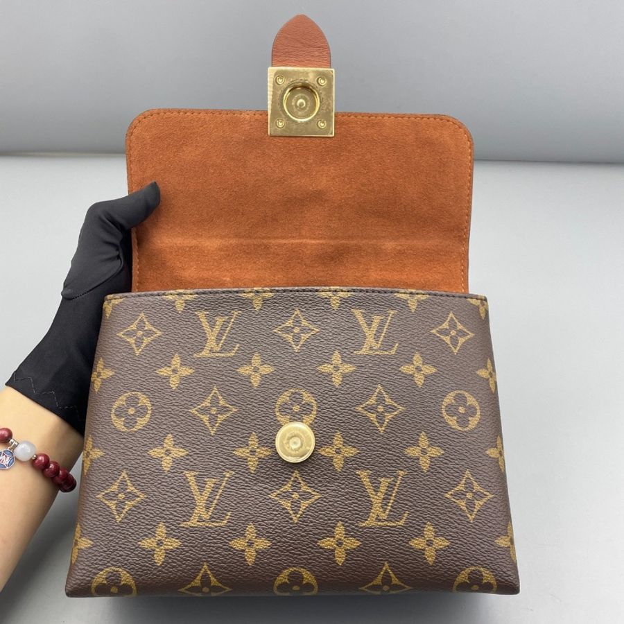99新🤎#LV #lockybb鎖頭包 #焦糖拼老花 #晶片款 #有背帶-9