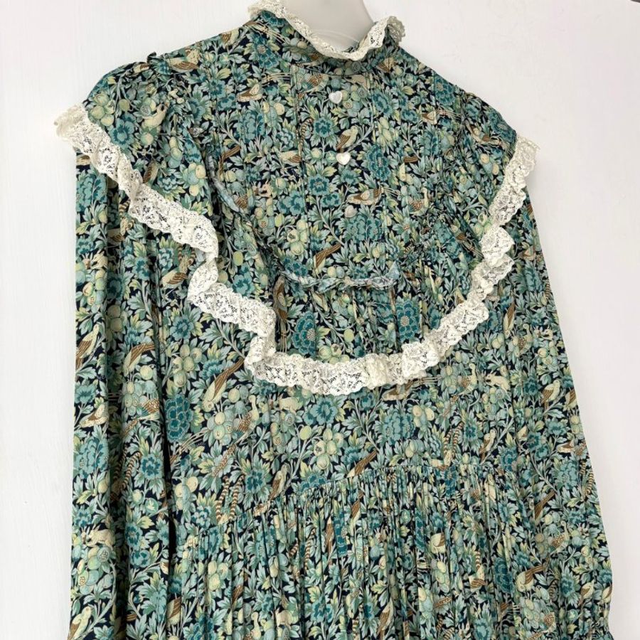 38號 ::GUCCI:: 綠色滿版碎花愛心鈕扣長袖洋裝 Blue Liberty Floral Print Cotton Crepe Maxi Dress S-7