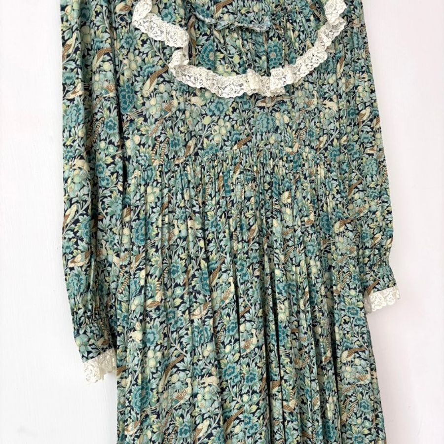 38號 ::GUCCI:: 綠色滿版碎花愛心鈕扣長袖洋裝 Blue Liberty Floral Print Cotton Crepe Maxi Dress S-8