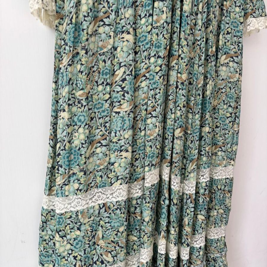 38號 ::GUCCI:: 綠色滿版碎花愛心鈕扣長袖洋裝 Blue Liberty Floral Print Cotton Crepe Maxi Dress S-9