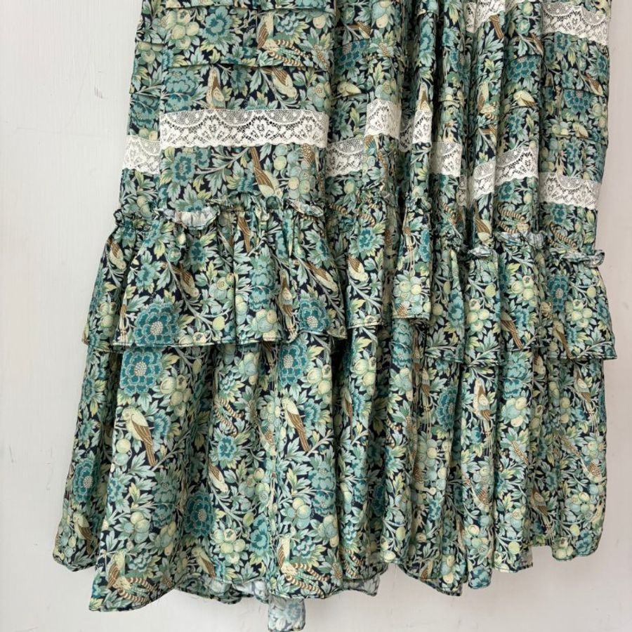38號 ::GUCCI:: 綠色滿版碎花愛心鈕扣長袖洋裝 Blue Liberty Floral Print Cotton Crepe Maxi Dress S-11