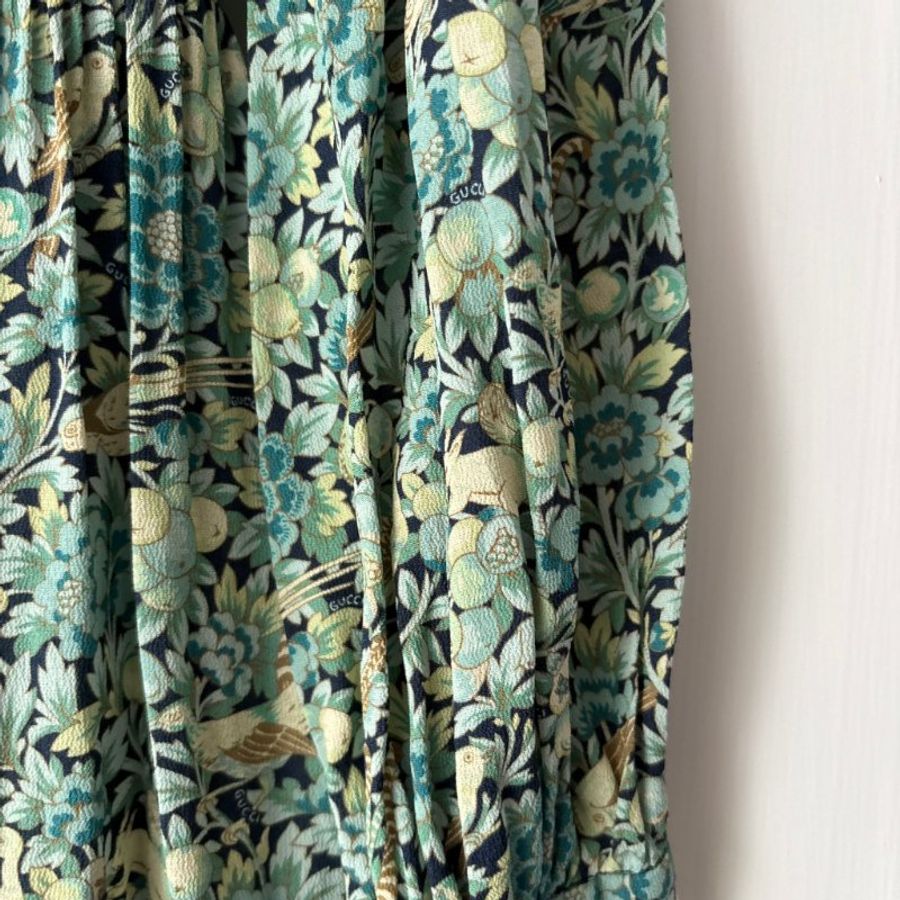 38號 ::GUCCI:: 綠色滿版碎花愛心鈕扣長袖洋裝 Blue Liberty Floral Print Cotton Crepe Maxi Dress S-19