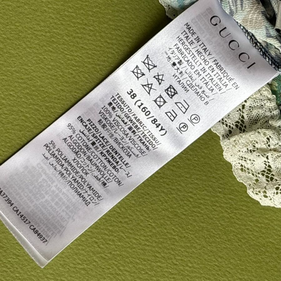 38號 ::GUCCI:: 綠色滿版碎花愛心鈕扣長袖洋裝 Blue Liberty Floral Print Cotton Crepe Maxi Dress S-25