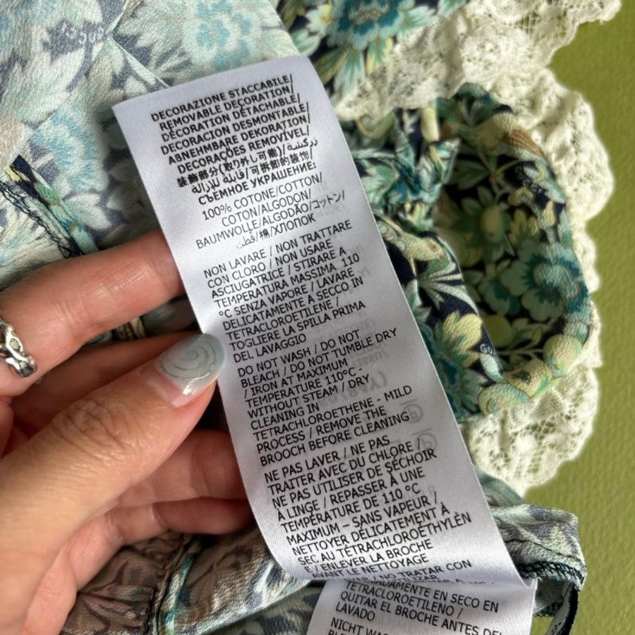 38號 ::GUCCI:: 綠色滿版碎花愛心鈕扣長袖洋裝 Blue Liberty Floral Print Cotton Crepe Maxi Dress S-28