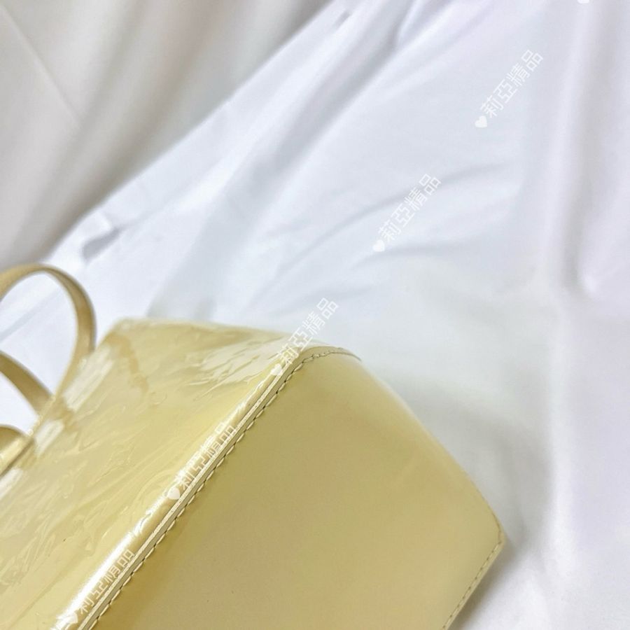 莉亞精品♡ LV 漆皮淡黃色托特包 二手-8