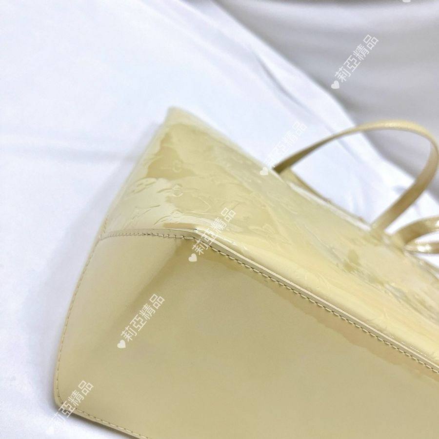莉亞精品♡ LV 漆皮淡黃色托特包 二手-9