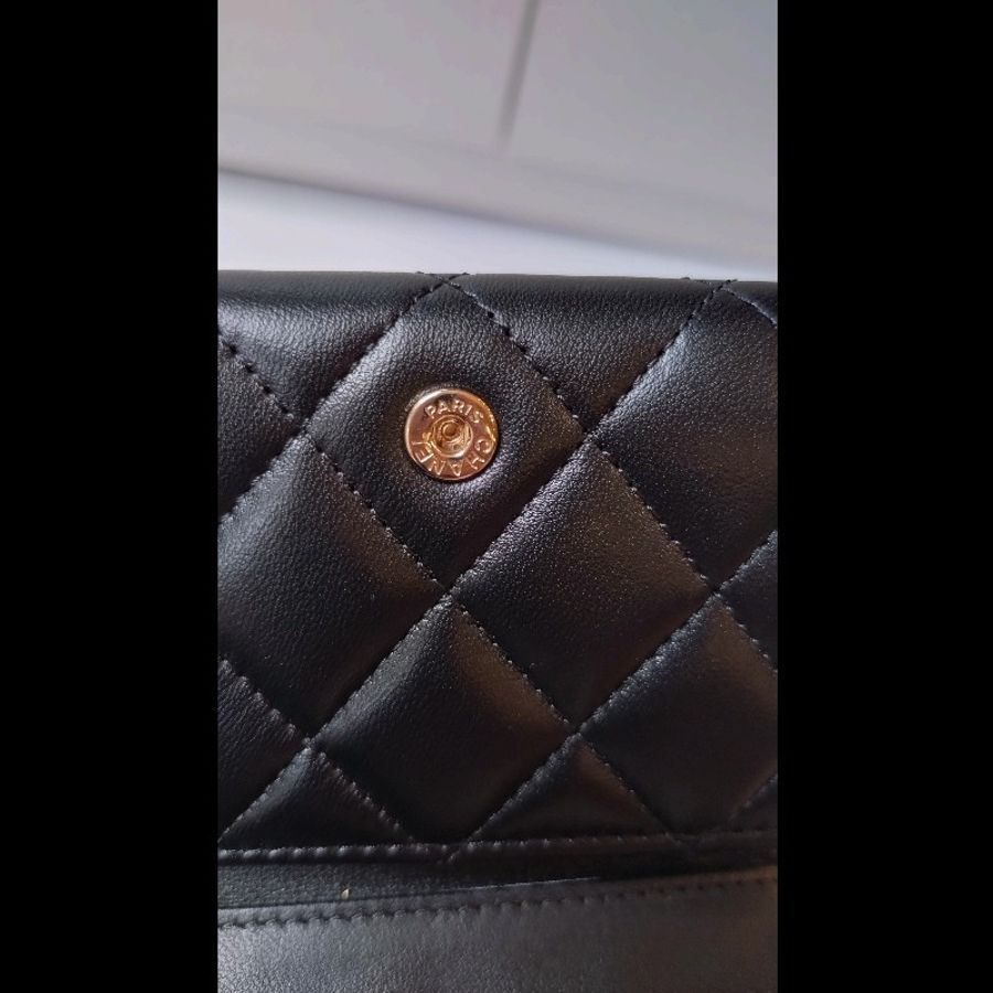 Chanel 水鑽雙C菱格黑羊皮雙面短方夾-20