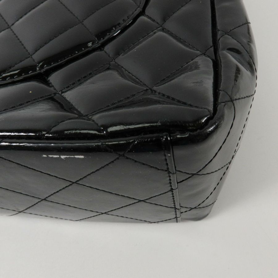 CHANEL 漆皮皮革Chain Shoulder鏈帶肩背袋-12