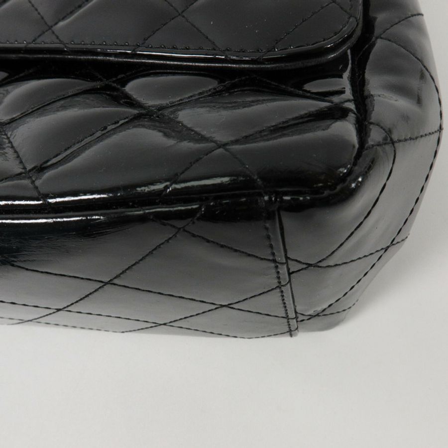 CHANEL 漆皮皮革Chain Shoulder鏈帶肩背袋-14