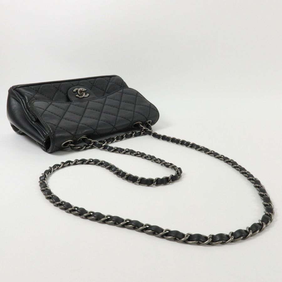 CHANEL 羊皮皮革Chain Shoulder鏈帶肩背袋-8