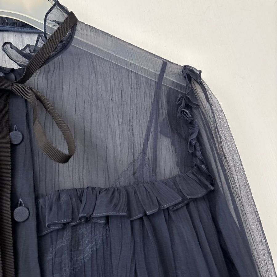 38號 ::韓韶禧 同款:: GUCCI:: 桑蠶絲深藍色透紗兩件式襯衫 Rruffle-detail silk chiffon shirt-2
