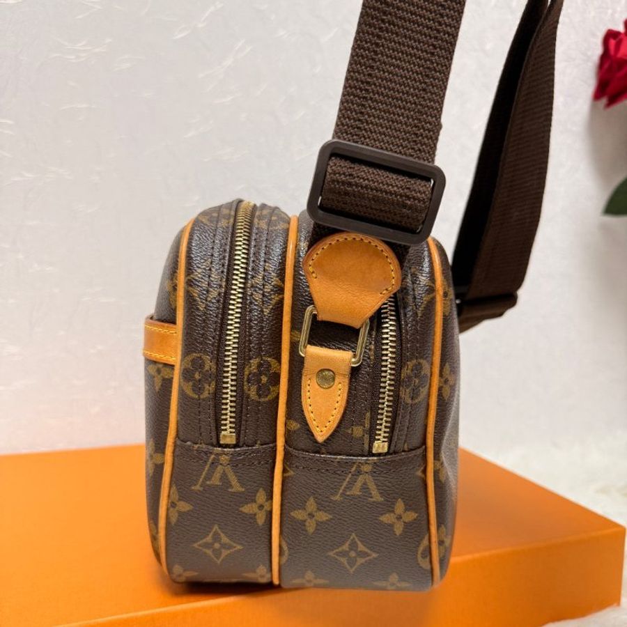 裝滿故事的LV原花 Louis Vuitton 小款層記者包 (LV Reporter PM)肩背包 斜背包-15