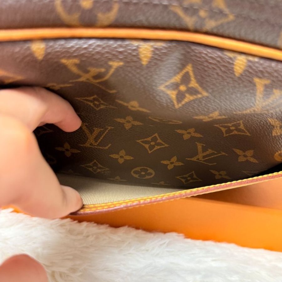 裝滿故事的LV原花 Louis Vuitton 小款層記者包 (LV Reporter PM)肩背包 斜背包-31