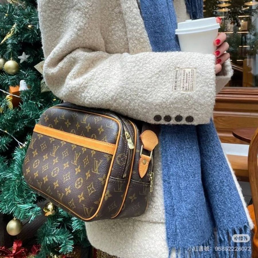 裝滿故事的LV原花 Louis Vuitton 小款層記者包 (LV Reporter PM)肩背包 斜背包-34