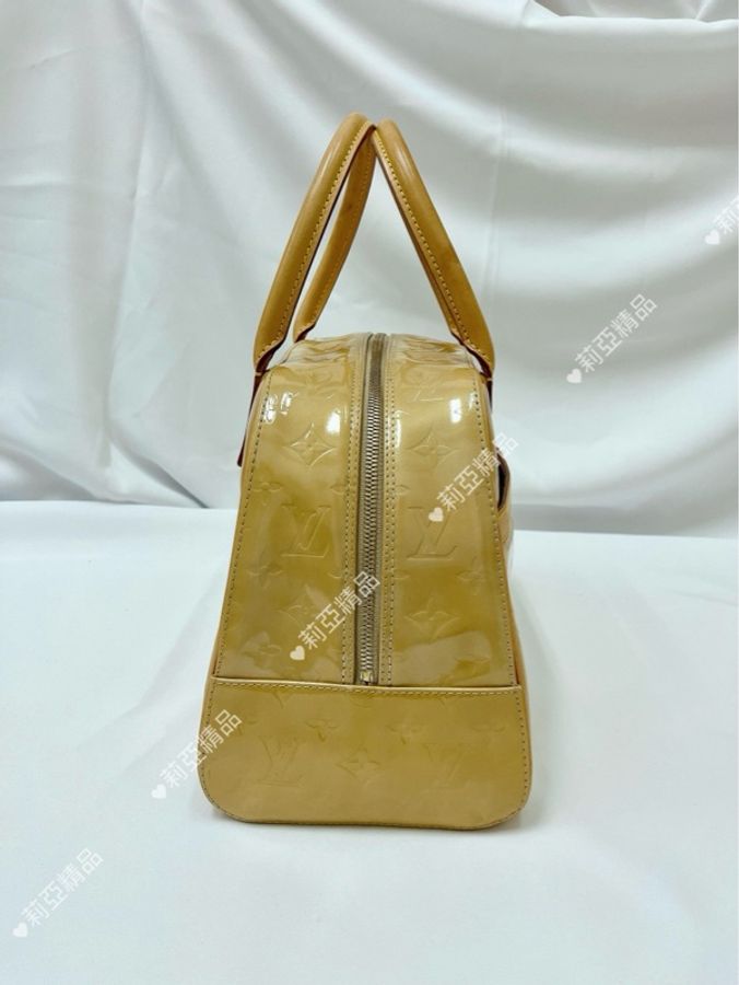 莉亞精品♡ LV M91103 壓紋漆皮保齡球包 黃色 二手-5