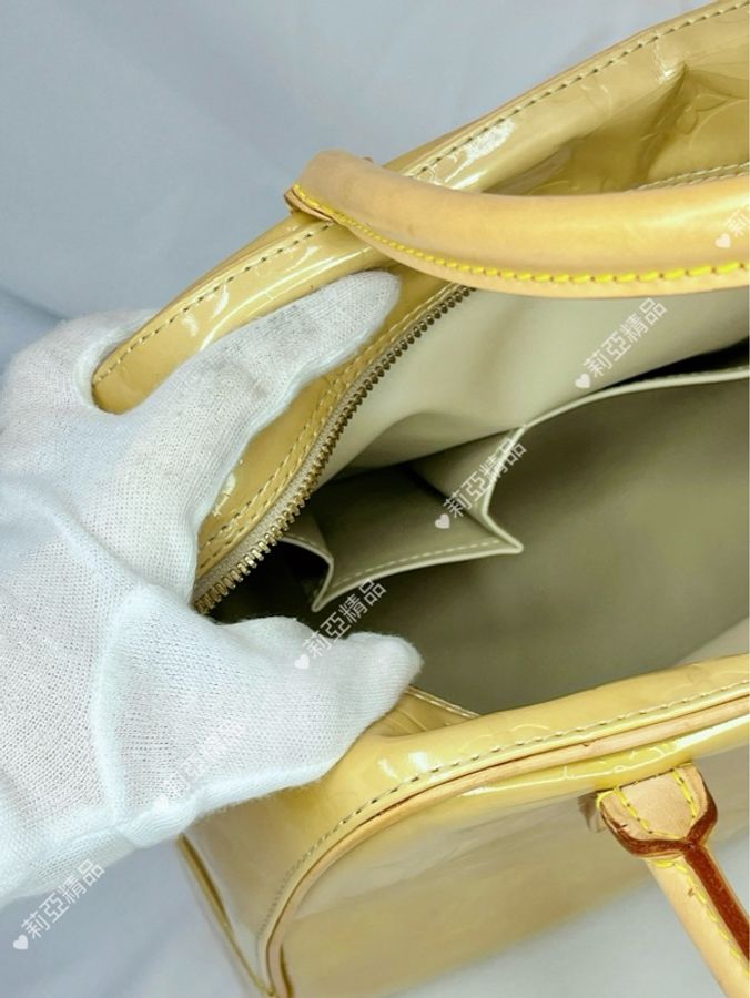 莉亞精品♡ LV M91103 壓紋漆皮保齡球包 黃色 二手-13