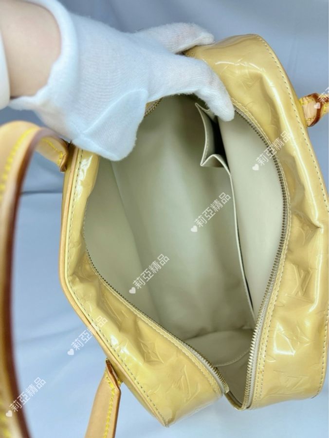 莉亞精品♡ LV M91103 壓紋漆皮保齡球包 黃色 二手-15