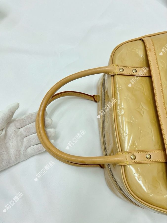 莉亞精品♡ LV M91103 壓紋漆皮保齡球包 黃色 二手-17