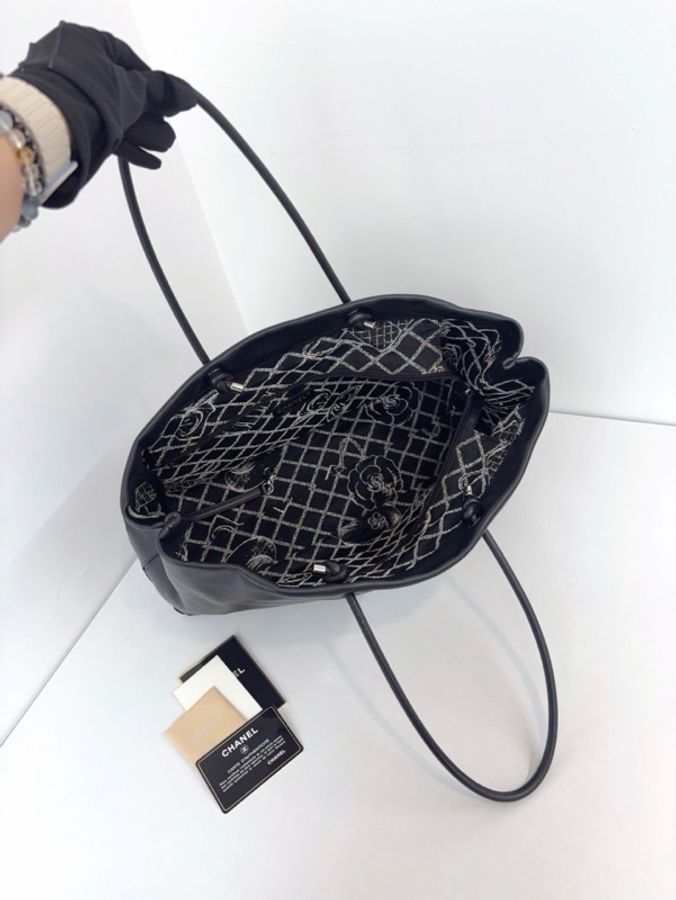 Chanel香奈儿 31 Rue Cambon康鹏街Tote全皮购物袋 极致高级黑白尺寸40*25*12-7