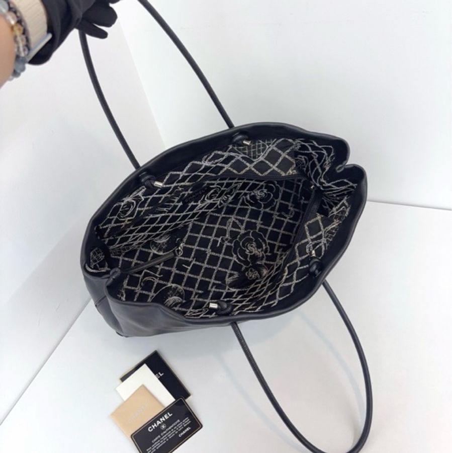 Chanel香奈儿 31 Rue Cambon康鹏街Tote全皮购物袋 极致高级黑白尺寸40*25*12-9