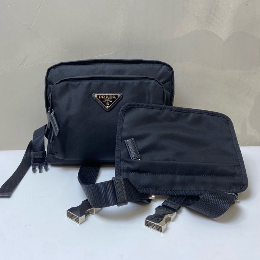 Prada/普拉達 黑銀尼龍多功能背包 秀款,背包 黑銀 尼龍材質-0