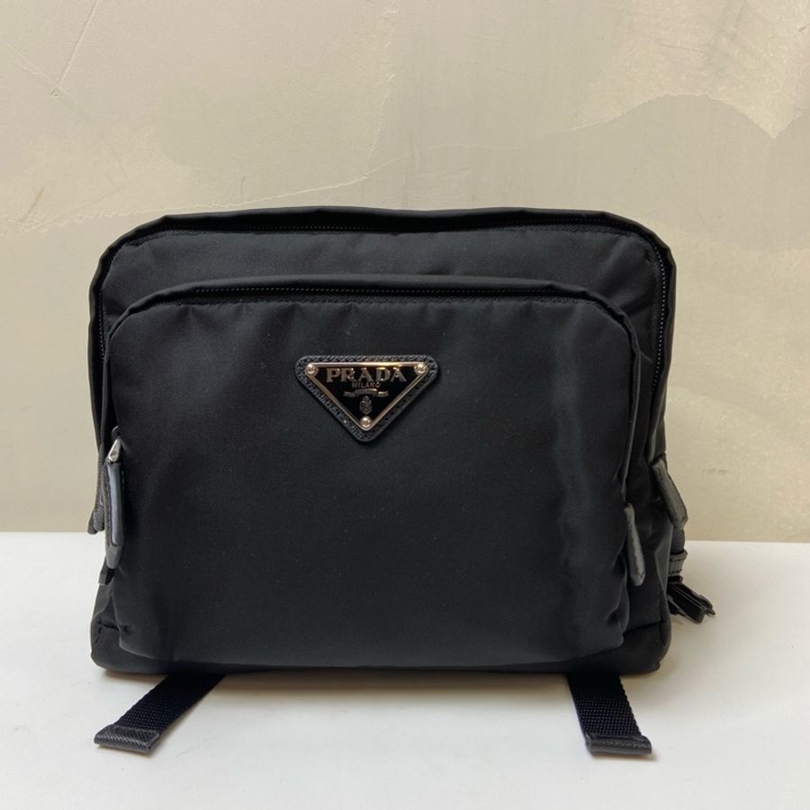 Prada/普拉達 黑銀尼龍多功能背包 秀款,背包 黑銀 尼龍材質-1