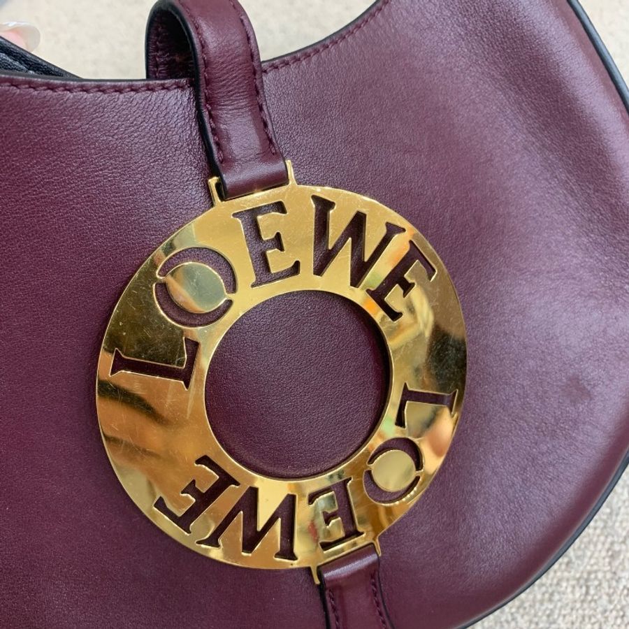 Loewe 羅意威 Joyce 酒紅色月牙包 小號 底長23-5