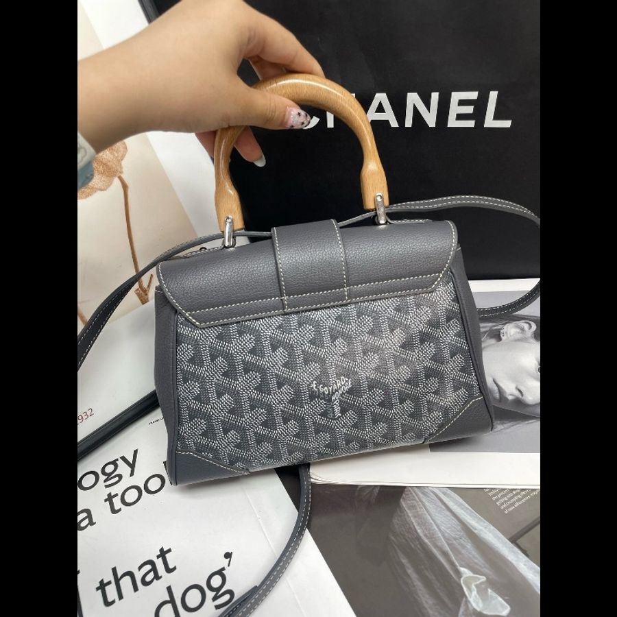 Goyard 戈雅 mini saigon 西貢包木製手柄
尺寸20*15-1