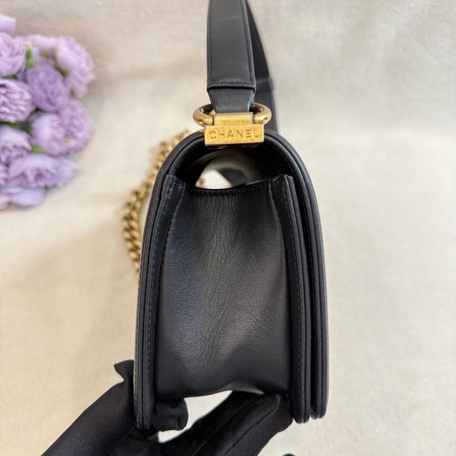香奈兒Chanel leboy黑金小號 27開有卡 牛皮菱格-3